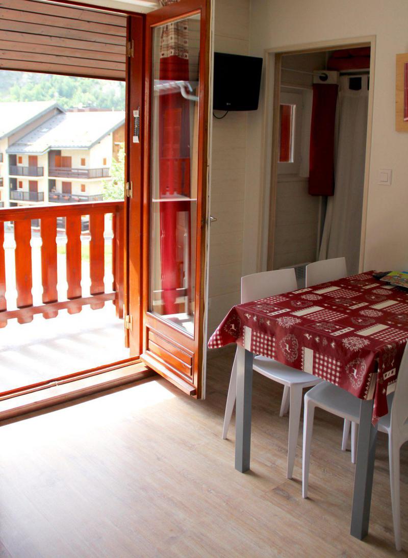 Rent in ski resort Studio cabin 4 people (223) - Résidence la Croix du Sud - Valloire - Apartment