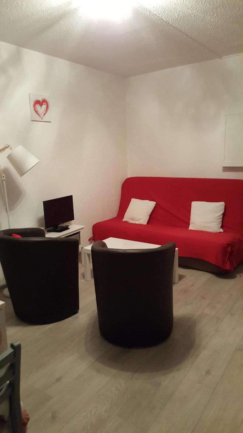 Rent in ski resort Studio sleeping corner 4 people (34) - Résidence le Crey du Quart - Valloire - Living room