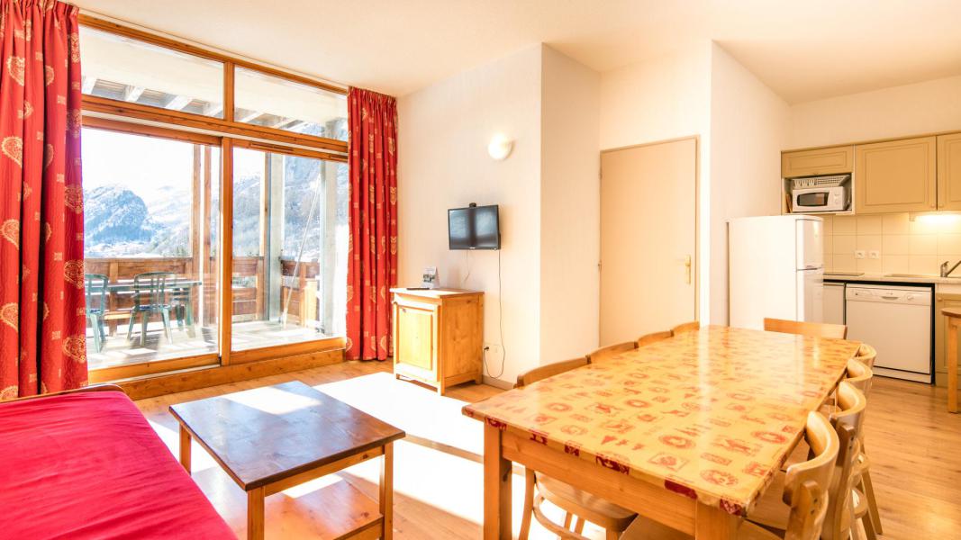 Rent in ski resort 4 room apartment 8 people - Résidence le Hameau de Valloire - Valloire - Living room