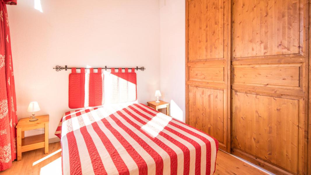 Rent in ski resort 5 room apartment 10 people - Résidence le Hameau de Valloire - Valloire - Bedroom