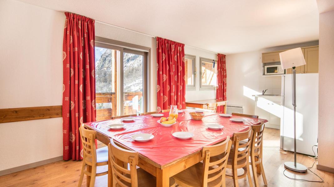 Location au ski Appartement 5 pièces 10 personnes - Résidence le Hameau de Valloire - Valloire - Table