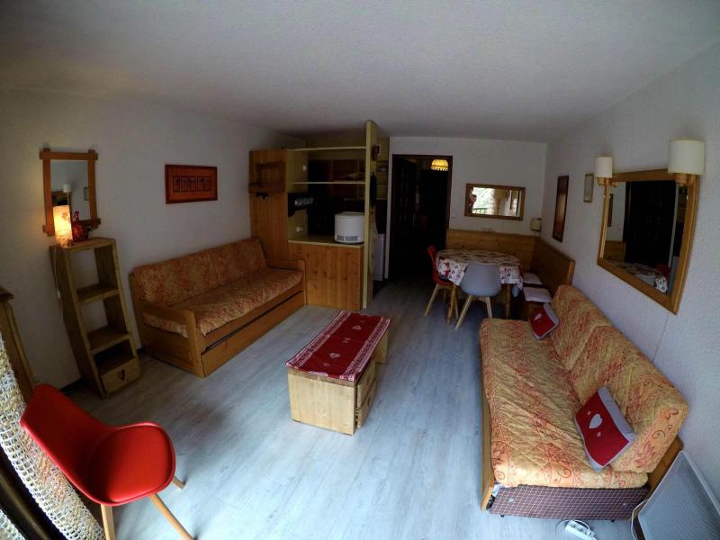 Rent in ski resort Studio cabin 4 people (13) - Résidence le Praz - Valloire - Living room