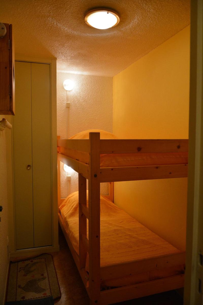 Rent in ski resort 2 room apartment cabin 4 people (29) - Résidence les Bergers - Valloire - Bunk beds