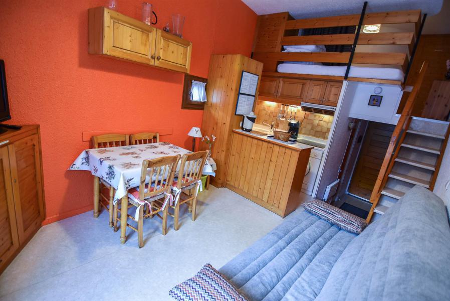 Ski verhuur Studio mezzanine 4 personen (5) - Résidence les Cassettes - Valloire - Woonkamer