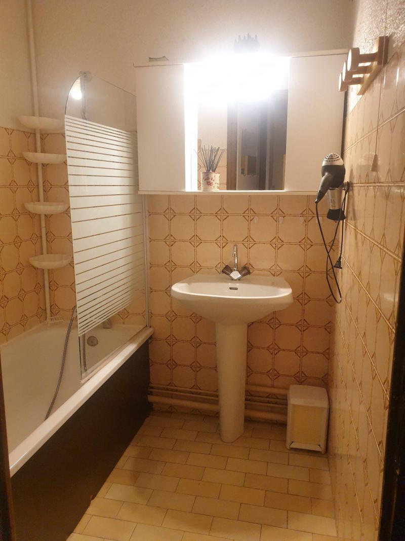 Rent in ski resort Studio cabin 4 people (110) - Résidence les Crêtes - Valloire