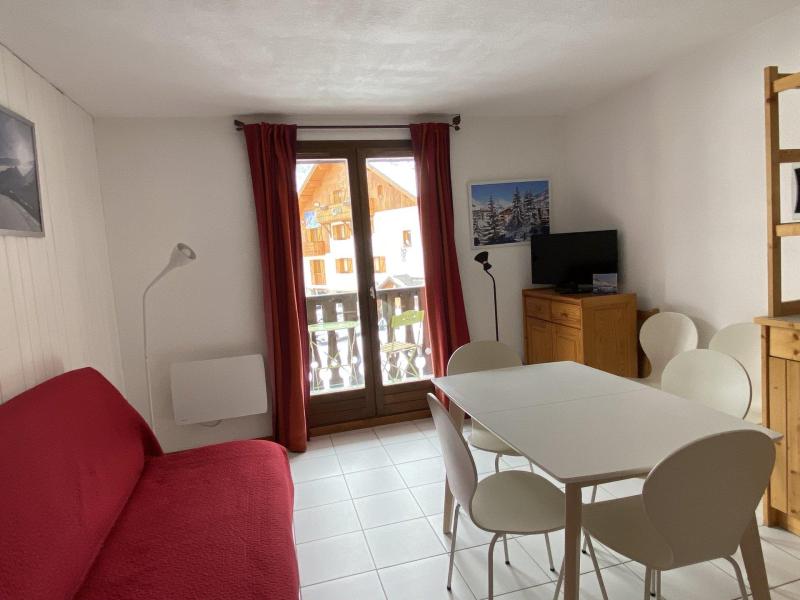 Rent in ski resort 2 room apartment sleeping corner 4 people (26) - Résidence Tigny - Valloire - Living room