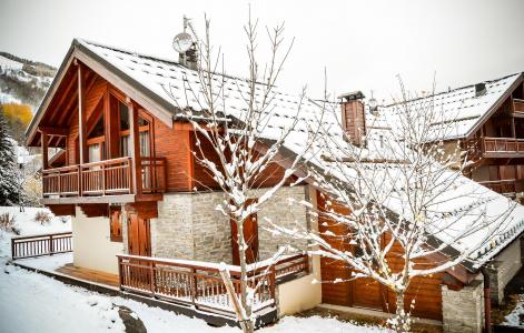 Holiday in mountain resort Chalet Alpen Roc - Valloire - Winter outside