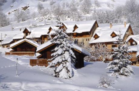 Vacances en montagne Chalet Bonne Eau - Valloire - Extérieur hiver