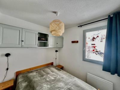 Rent in ski resort 2 room apartment sleeping corner 4 people (8) - Chalet de l'Arvette - Valloire - Bedroom