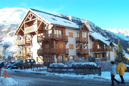 Vacances en montagne Chalet du Regain - Valloire - Extérieur hiver