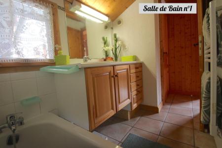 Location au ski Appartement triplex 4 pièces 8 personnes - Chalet du Regain - Valloire - Salle de bain