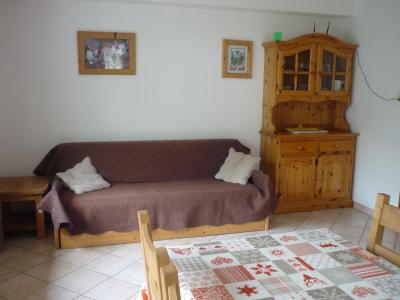 Rent in ski resort 2 room apartment 4 people (3) - Chalet Gilbert Collet - Valloire - Living room