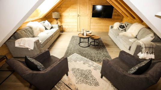 Rent in ski resort Chalet l'Epinette - Valloire - Living area