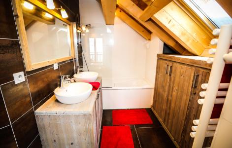 Rent in ski resort Chalet le Mas des Neiges - Valloire - Bathroom