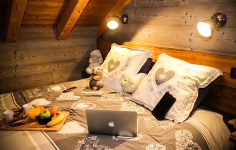 Rent in ski resort Chalet le Mas des Neiges - Valloire - Bedroom