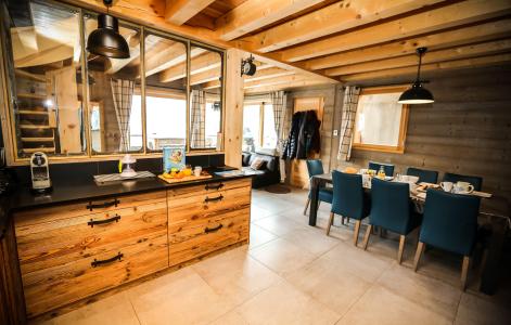 Rent in ski resort Chalet le Mas des Neiges - Valloire - Dining area