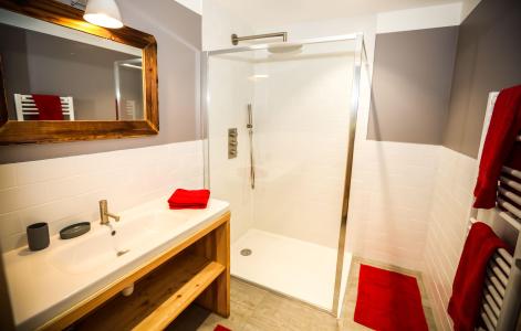 Rent in ski resort Chalet le Pure Altitude - Valloire - Shower room