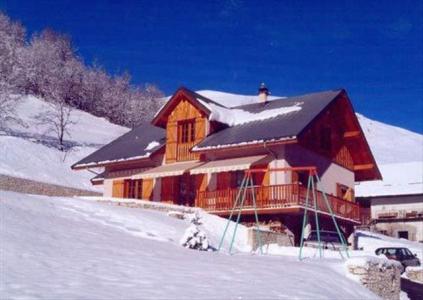 Недорогой отдых на лыжной станции Chalet les Clos - Marguerand Недорогой отдых на лыжной станции Chalet les Clos - Marguerand