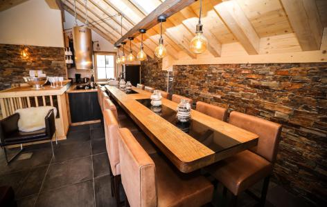 Rent in ski resort Chalet Les Lions Blancs - Valloire - Dining area