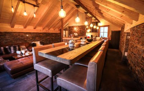 Rent in ski resort Chalet Les Lions Blancs - Valloire - Dining area