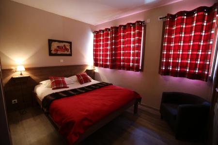 Rent in ski resort 4 room apartment 8 people (6) - Les Chalets d'Adrien - Valloire - Bedroom