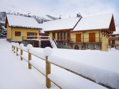 Бронирование отеля на лыжном курорте Les Fermes du Planet