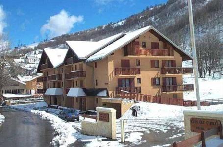 Vakantie in de bergen Résidence Altair - Valloire - Buiten winter