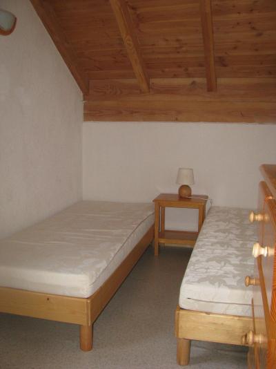 Skiverleih 4 Zimmer Maisonettewohnung für 8 Personen (6) - Résidence de la Clarée - Valloire - Schlafzimmer