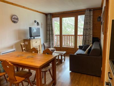 Ski verhuur Appartement 3 kamers 6 personen (207) - Résidence Dryades Hameau de la Vallée d'Or - Valloire - Woonkamer