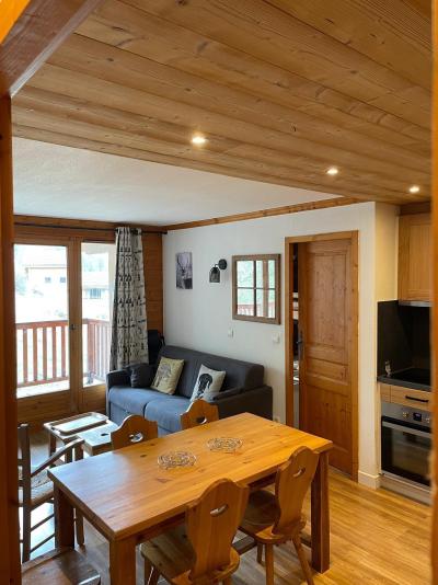 Ski verhuur Appartement 3 kamers 6 personen (207) - Résidence Dryades Hameau de la Vallée d'Or - Valloire - Woonkamer