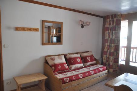 Ski verhuur Appartement 2 kamers 4 personen (102) - Résidence Gentiane Hameau de la Vallée d'Or - Valloire - Woonkamer