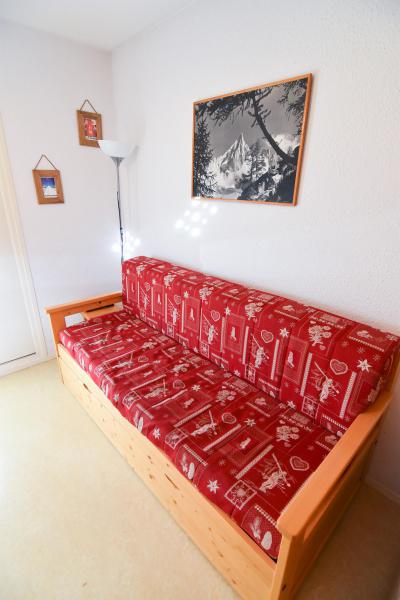 Rent in ski resort Studio cabin 4 people (209) - Résidence la Croix du Sud - Valloire - Living room