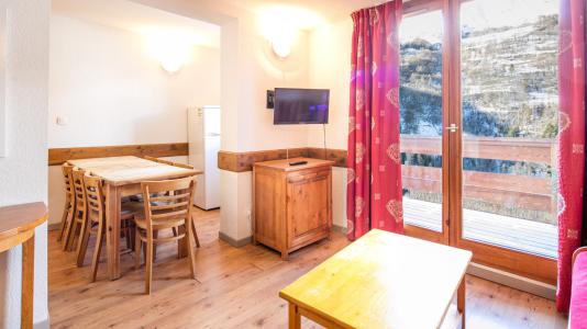 Rent in ski resort 3 room duplex apartment cabin 7 people - Résidence le Hameau de Valloire - Valloire - Table