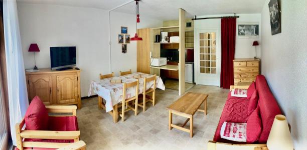 Rent in ski resort Studio cabin 4 people (7) - Résidence le Praz - Valloire - Living room