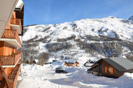 Location au ski Studio coin montagne 4 personnes (77) - Résidence les Arolles - Valloire - Extérieur hiver