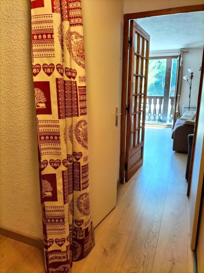 Rent in ski resort Studio sleeping corner 4 people (37) - Résidence Tigny - Valloire - Hall