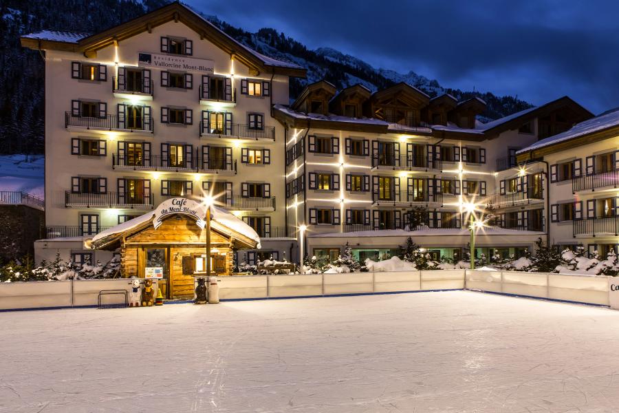 Ski verhuur Résidence et Spa Vallorcine Mont Blanc - Vallorcine - Buiten winter