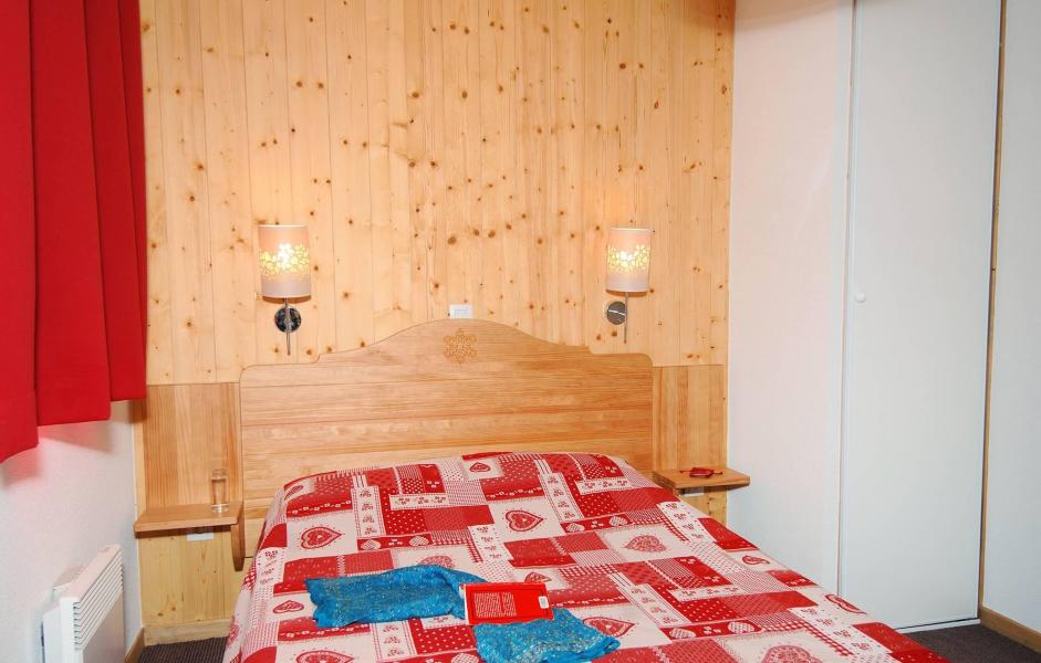 Rent in ski resort Résidence le Grand Panorama 1 - Valmeinier - Bedroom