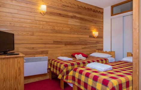 Rent in ski resort Résidence l'Ecrin des Neiges - Valmeinier - Bedroom