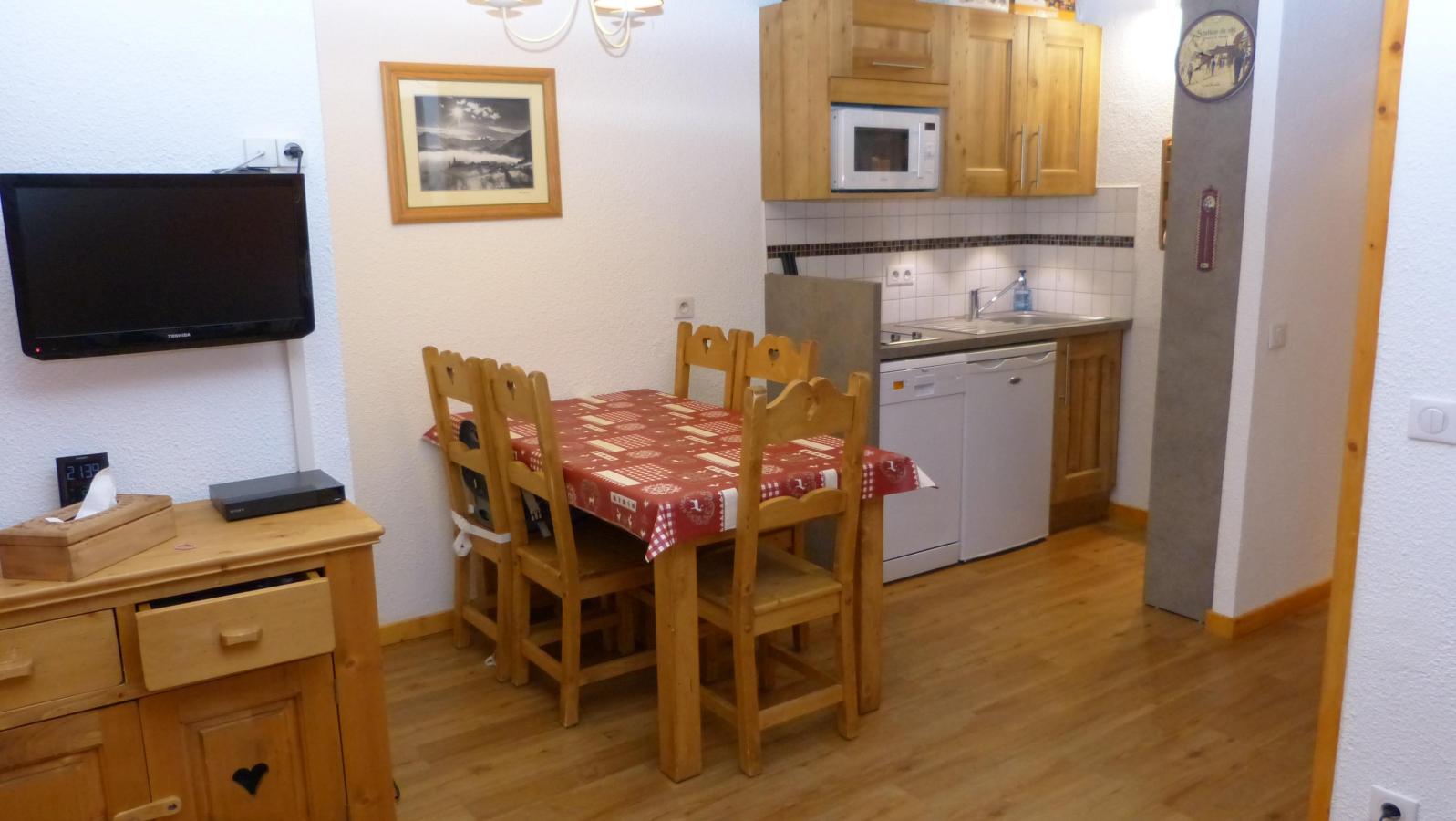 Appartement 2 pièces 5 personnes (012)