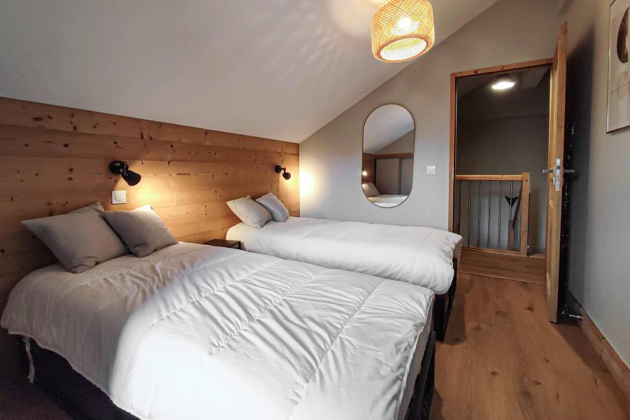 Rent in ski resort 4 room chalet 6 people (Magdalena) - Les Chalets Lumi - Valmorel - Apartment