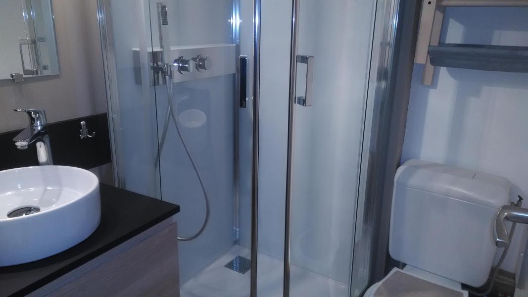 Rent in ski resort Studio 3 people (045) - Résidence la Camarine - Valmorel - Shower room