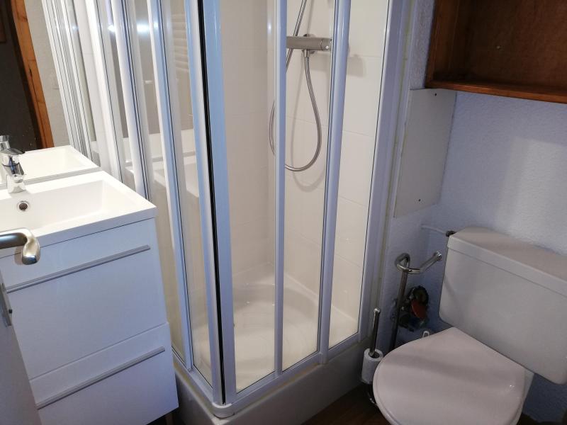 Rent in ski resort Studio cabin 4 people (025) - Résidence le Cristallin - Valmorel - Shower room