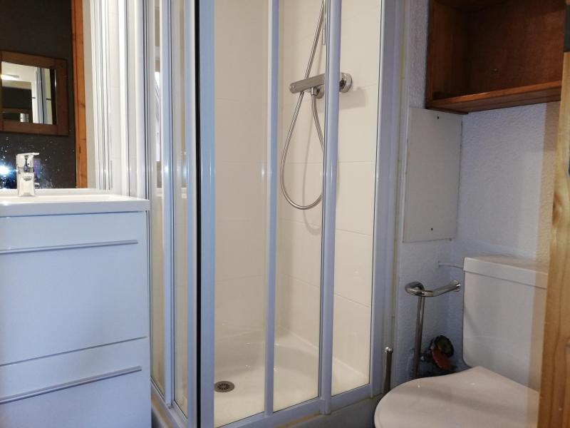 Rent in ski resort Studio cabin 4 people (025) - Résidence le Cristallin - Valmorel - Shower room