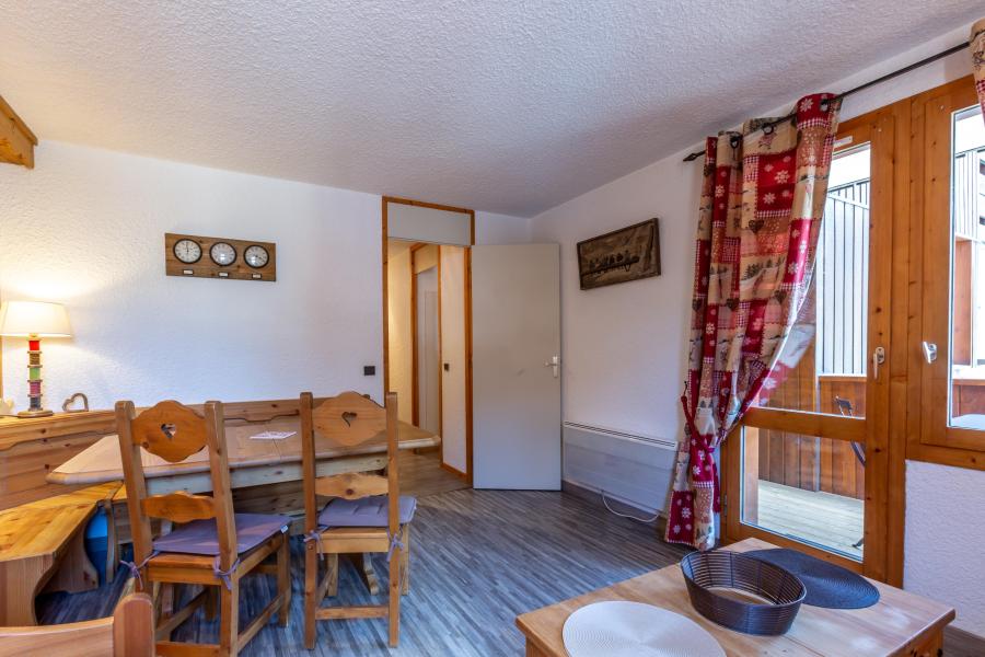 Rent in ski resort 2 room apartment 4 people (005) - Résidence le Morel - Valmorel - Living room