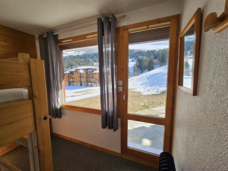 Rent in ski resort 2 room apartment 4 people (002) - Résidence le Mucillon - Valmorel