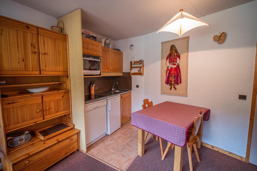 Wynajem na narty Apartament 3 pokojowy 6 osób (029) - Résidence le Mucillon - Valmorel - Pokój gościnny