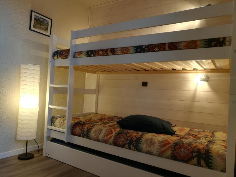Rent in ski resort 2 room apartment 5 people (041) - Résidence le Pierrafort - Valmorel - Bunk beds