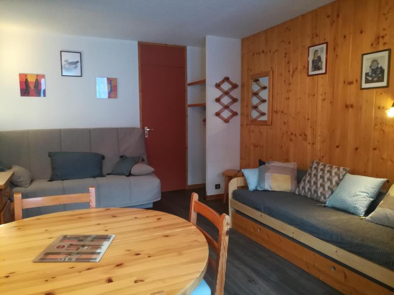 Rent in ski resort 2 room apartment 5 people (041) - Résidence le Pierrafort - Valmorel - Sofa-bed