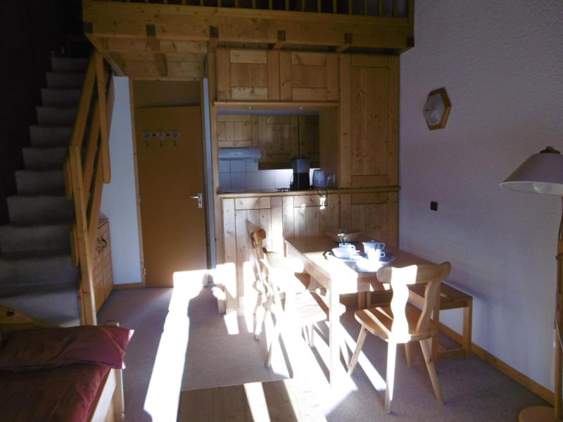 Rent in ski resort 2 room mezzanine apartment 6 people (049) - Résidence le Pierrafort - Valmorel - Living room